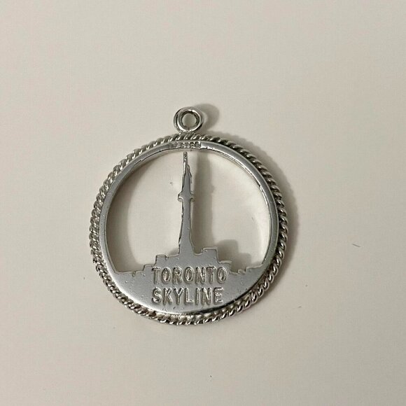 Vintage Sterling Silver Toronto Canada Skyline Pendant Charm No Loop - Picture 6 of 16